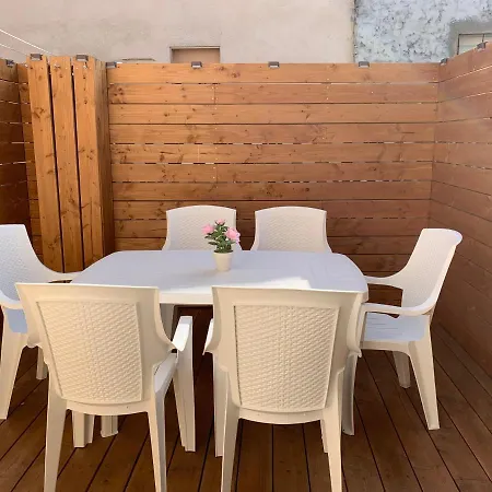 Les Halles 2, Climatisation, Terrasse, Garage